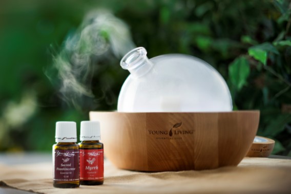 Aria Diffuser with Essential Oils - Young Living